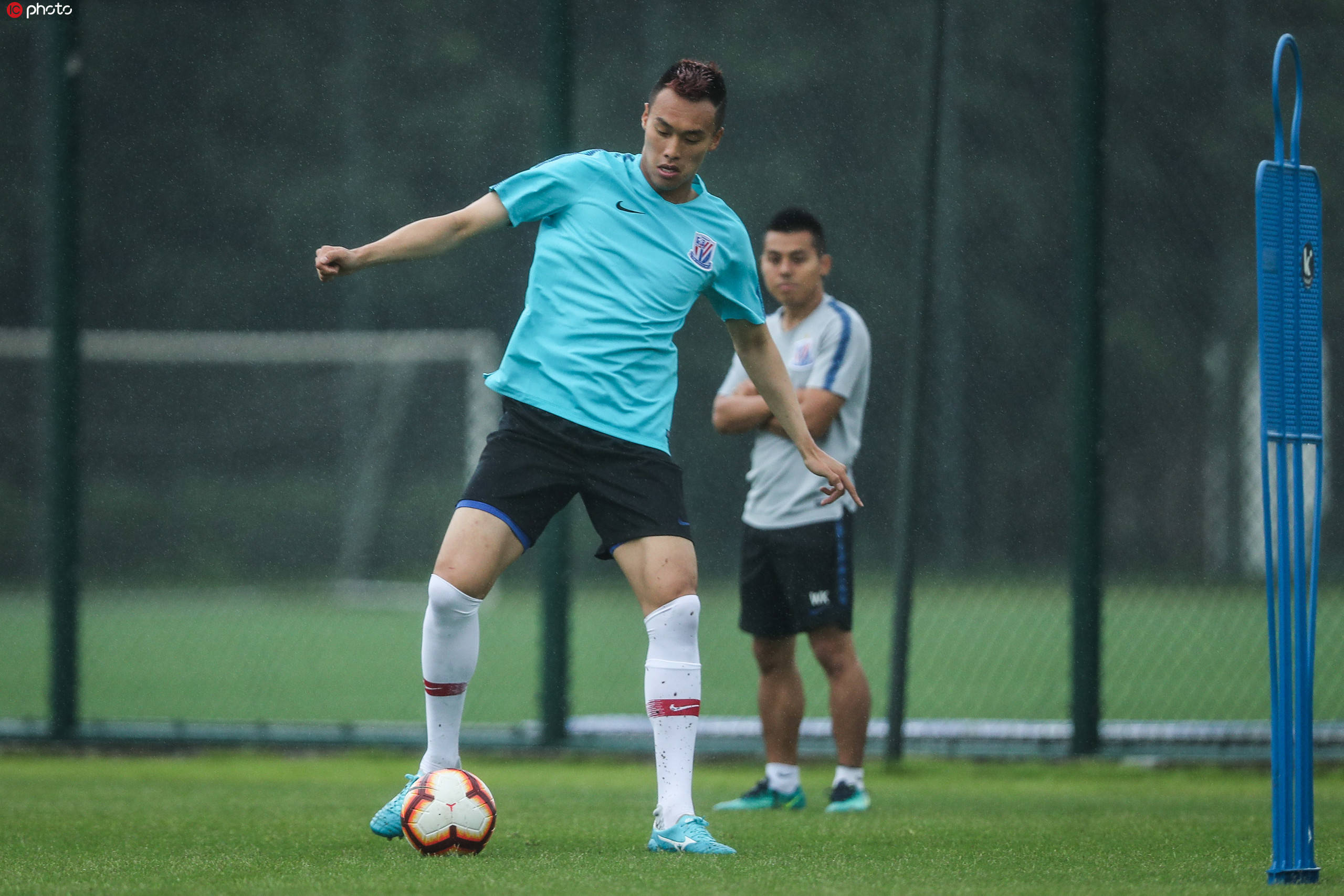 九游娱乐-武汉三镇迎西甲关键赛；冲刺阶段外线爆发；质疑声仍在；训练强度明显提升(山崎大队相当于什么编制)